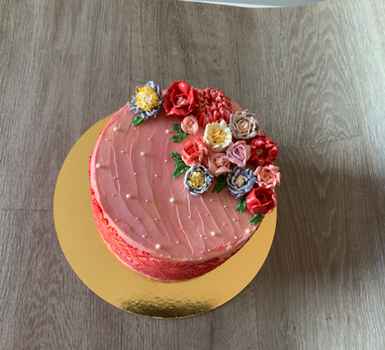 Cake design Douceur de Fraises Angoulême – biscuit moelleux et fraises de saison, Charente