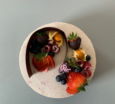 Cheesecake chocolat et fruits artisanal Angoulême – crème veloutée, dessert Villejoubert Charente