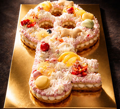 Number Cake Étoile artisanal Angoulême – biscuit croquant et crème légère, pâtisserie Charente